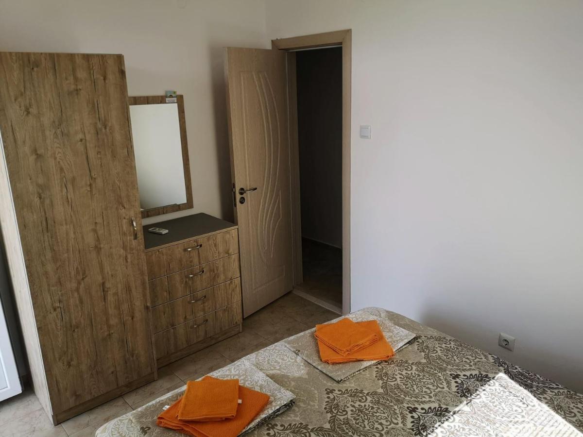 Apartment Elvira Czernomorec Zewnętrze zdjęcie