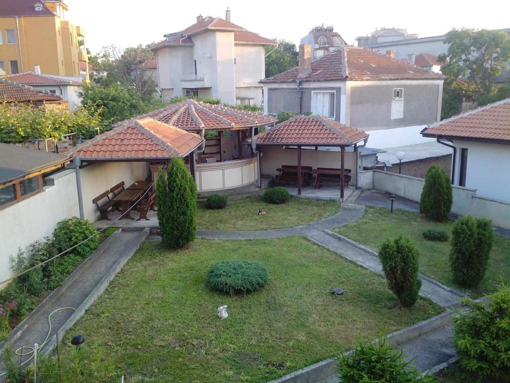 Apartment Elvira Czernomorec Zewnętrze zdjęcie